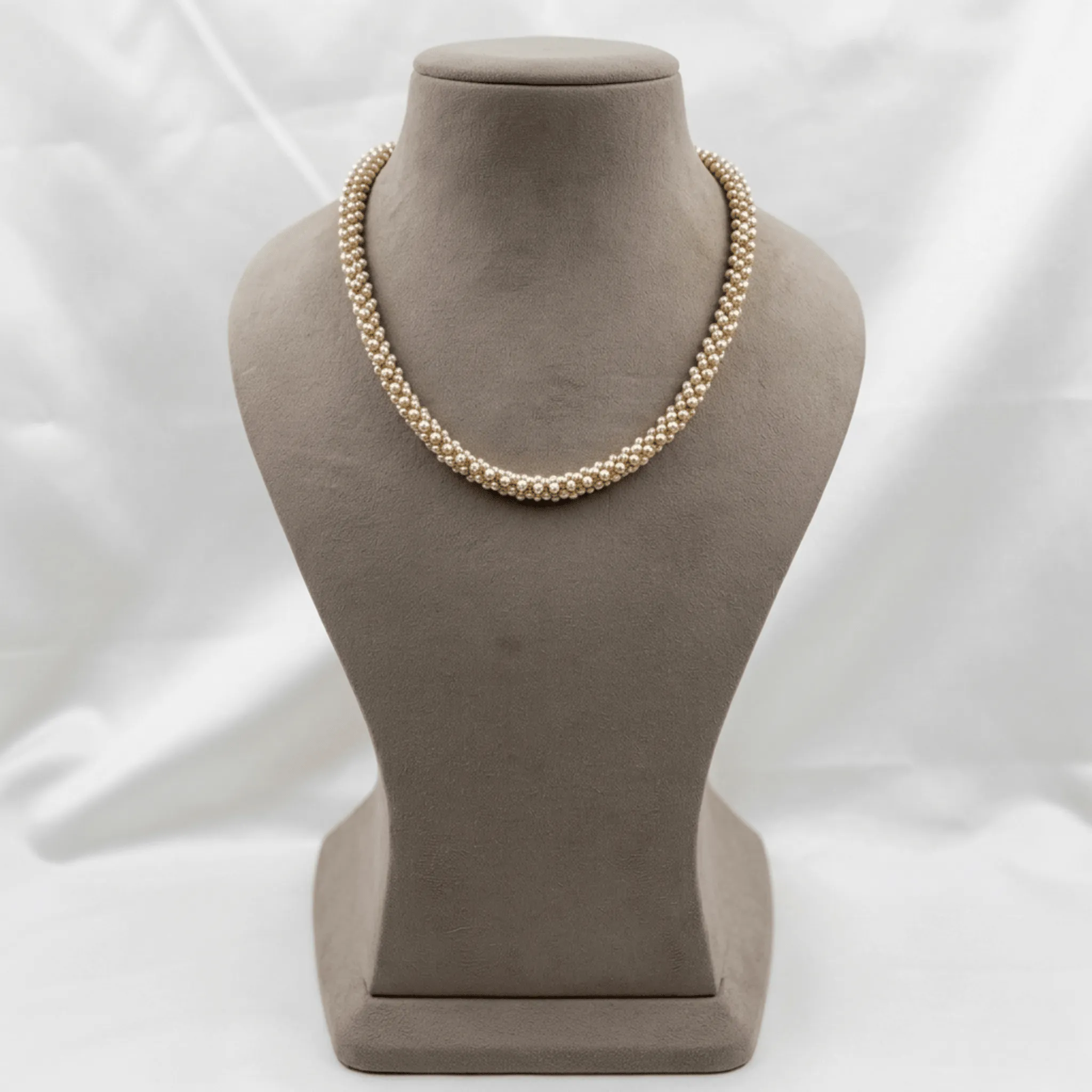 Noor Luxe Necklace — editorial product shot